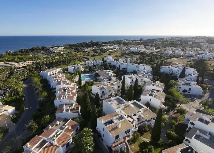 De 2 Quartos Hibiscus 40a Na De Sao Rafael - Albufeira, Algarve