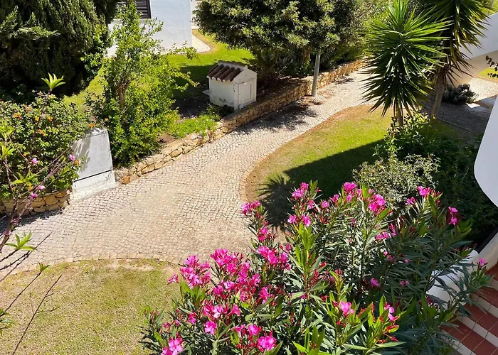 De 2 Quartos Hibiscus 40a Na De Sao Rafael - Albufeira, Algarve Apartmán