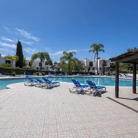 De 2 Quartos Hibiscus 40a Na De Sao Rafael - Albufeira, Algarve * Албуфейра